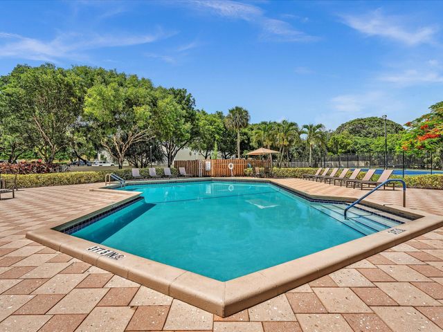 3160 LEEWOOD Terrace L218, Boca Raton, FL 33431