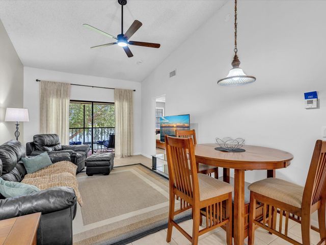 3160 LEEWOOD Terrace L218, Boca Raton, FL 33431