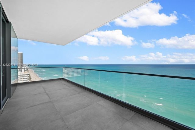 2000 S Ocean Dr 25A, Hallandale Beach, FL 33009