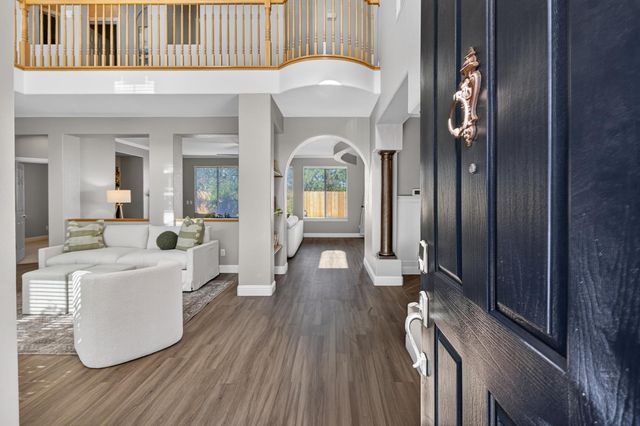 9472 Rhone Valley Way, Elk Grove, CA 95624