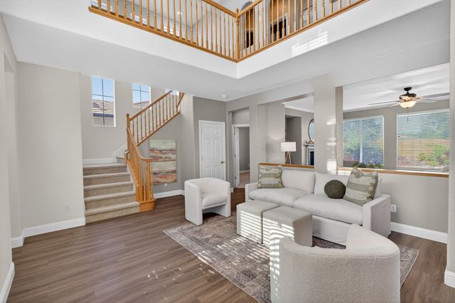 9472 Rhone Valley Way, Elk Grove, CA 95624