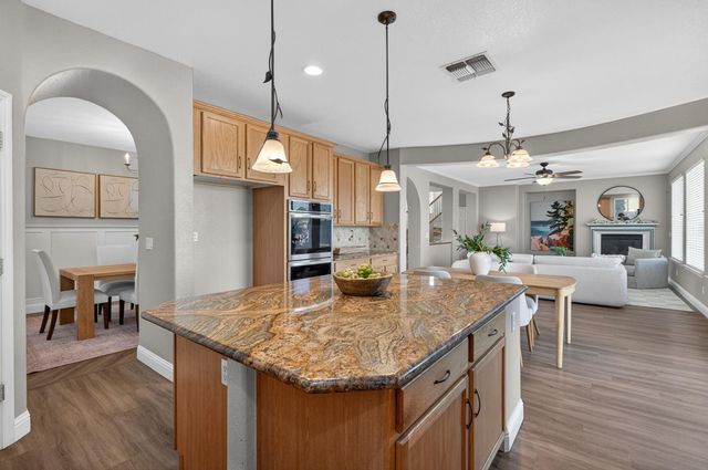 9472 Rhone Valley Way, Elk Grove, CA 95624