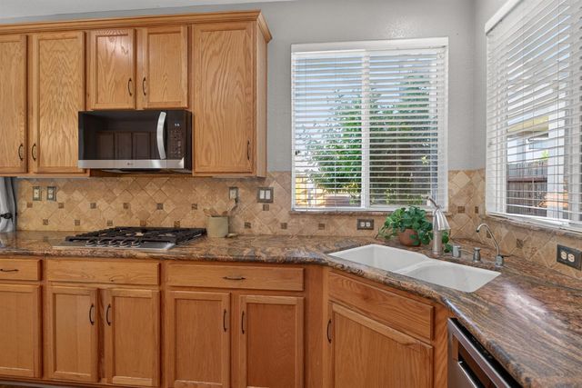 9472 Rhone Valley Way, Elk Grove, CA 95624