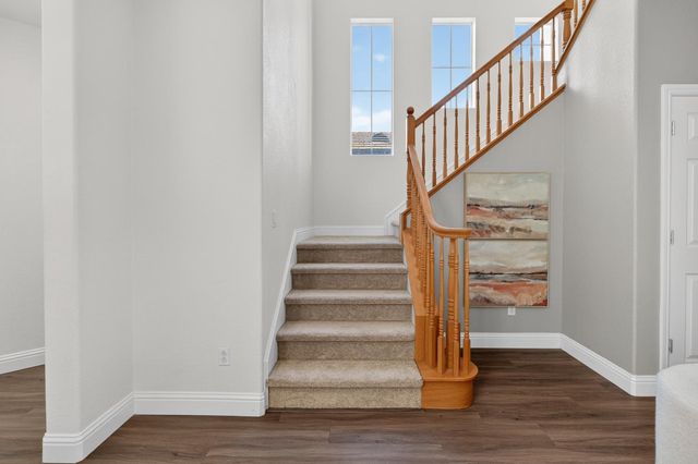 9472 Rhone Valley Way, Elk Grove, CA 95624