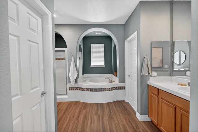 9472 Rhone Valley Way, Elk Grove, CA 95624