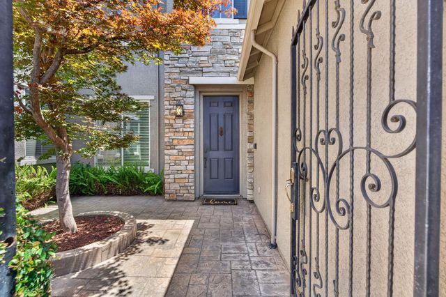9472 Rhone Valley Way, Elk Grove, CA 95624