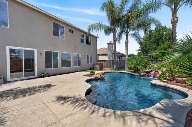 9472 Rhone Valley Way, Elk Grove, CA 95624