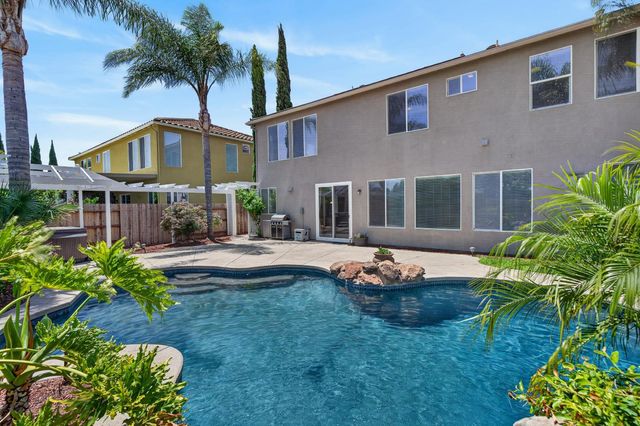 9472 Rhone Valley Way, Elk Grove, CA 95624