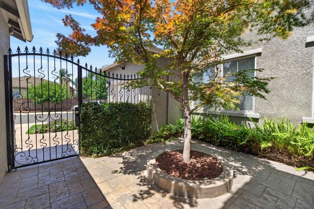 9472 Rhone Valley Way, Elk Grove, CA 95624
