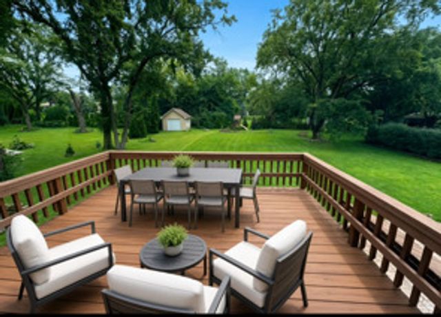 9S711 BROOKBANK Road, Willowbrook, IL 60527
