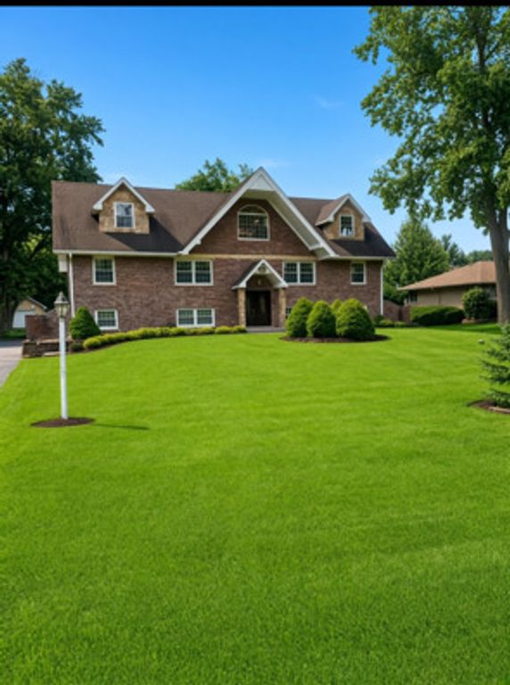 9S711 BROOKBANK Road, Willowbrook, IL 60527