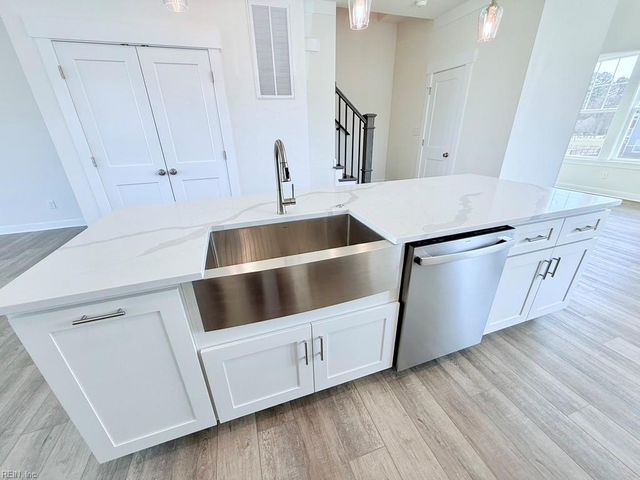 MM Mesa LOOP, Chesapeake, VA 23320