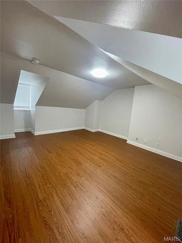 2332 S 13th Street, St Louis, MO 63104