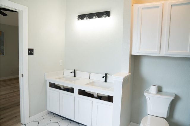 14301 Lemongrass LN, Pflugerville, TX 78660