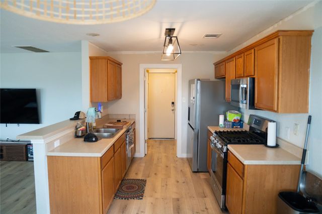 14301 Lemongrass LN, Pflugerville, TX 78660