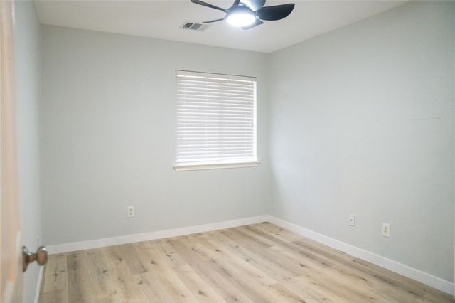 14301 Lemongrass LN, Pflugerville, TX 78660