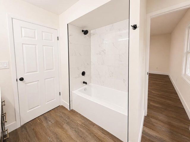 7245 S 35th STREET, Franklin, WI 53132