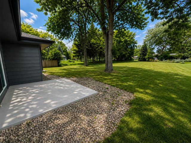 7245 S 35th STREET, Franklin, WI 53132