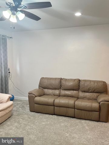 1821 LONGFELLOW ST, Hyattsville, MD 20782