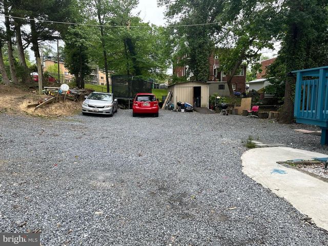 1821 LONGFELLOW ST, Hyattsville, MD 20782