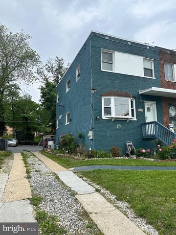 1821 LONGFELLOW ST, Hyattsville, MD 20782