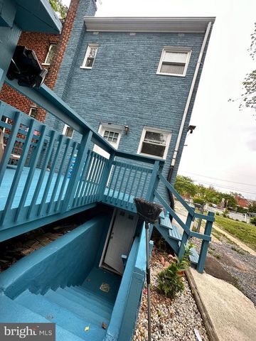 1821 LONGFELLOW ST, Hyattsville, MD 20782