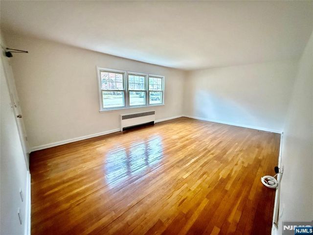 293 Bogert Road, River Edge, NJ 07661