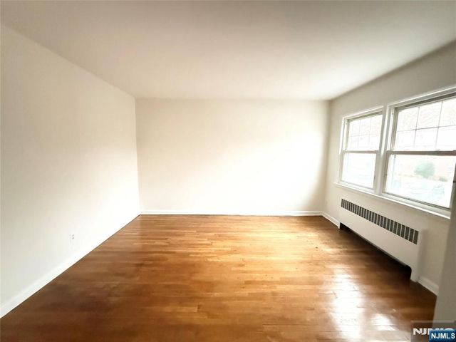 293 Bogert Road, River Edge, NJ 07661