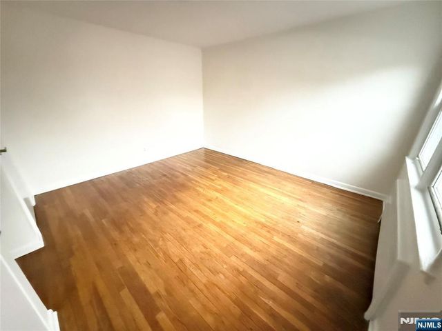 293 Bogert Road, River Edge, NJ 07661