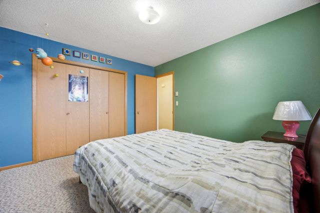 2811 26th Street Circle S, Moorhead, MN 56560