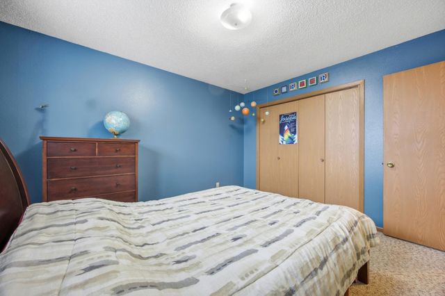 2811 26th Street Circle S, Moorhead, MN 56560