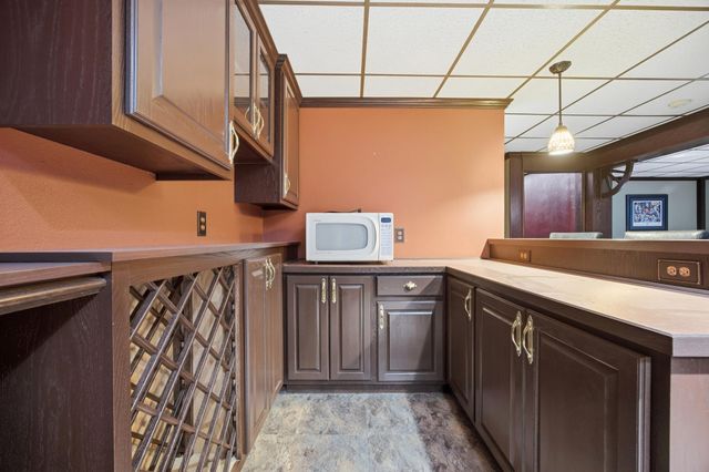 2811 26th Street Circle S, Moorhead, MN 56560