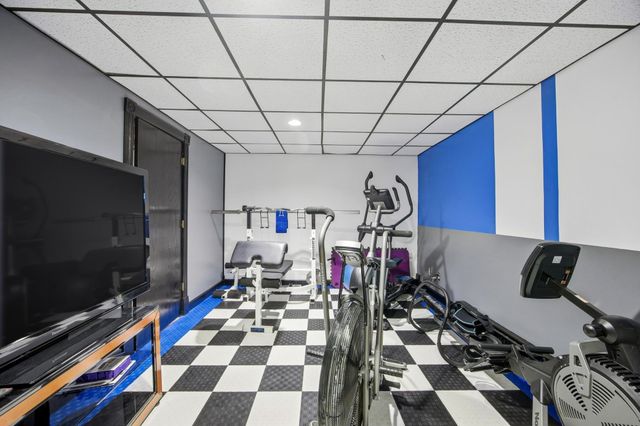 2811 26th Street Circle S, Moorhead, MN 56560