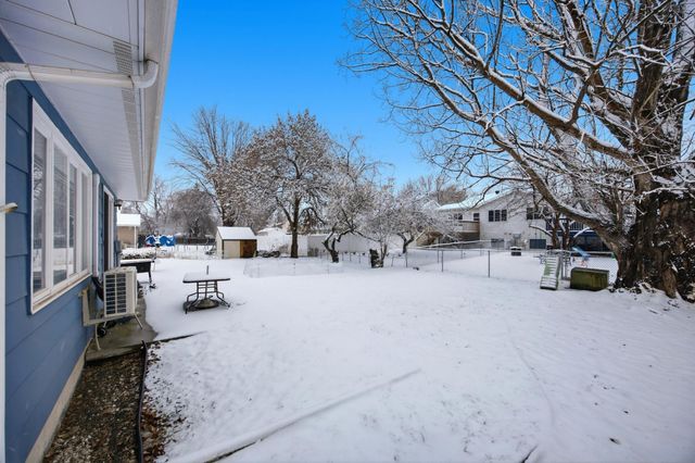 2811 26th Street Circle S, Moorhead, MN 56560