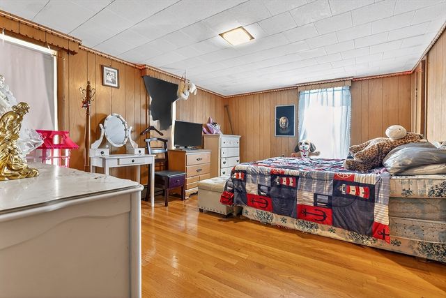 35 Canobieola Rd, Methuen, MA 01844