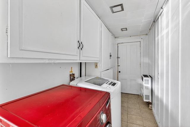 35 Canobieola Rd, Methuen, MA 01844