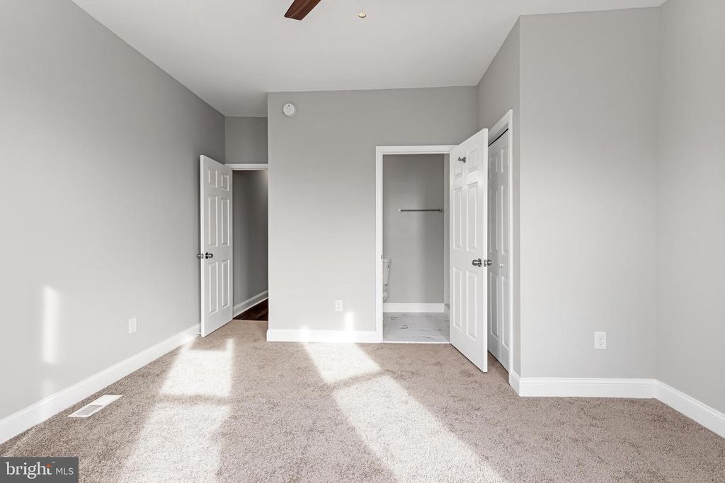 2202 CLIFTON AVE, Baltimore, MD 21216