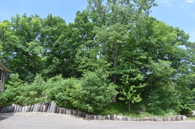 5470 Rowland Road, Hopkins, MN 55343
