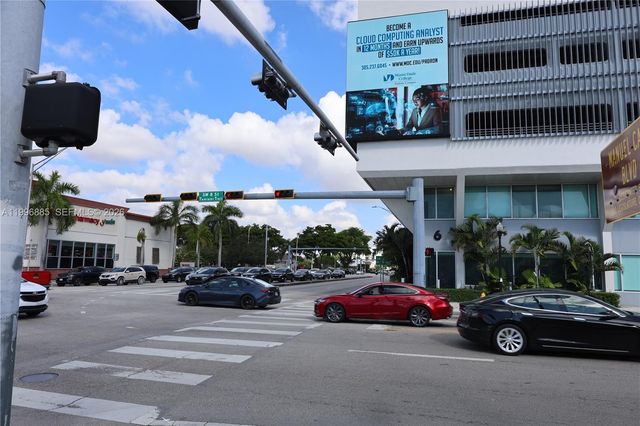 2614 SW 8th St, Miami, FL 33135