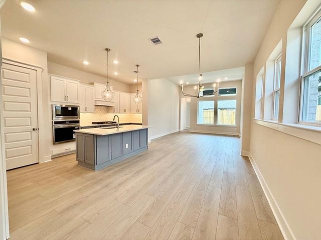 8724 Mancos Valley Court, Porter, TX 77365