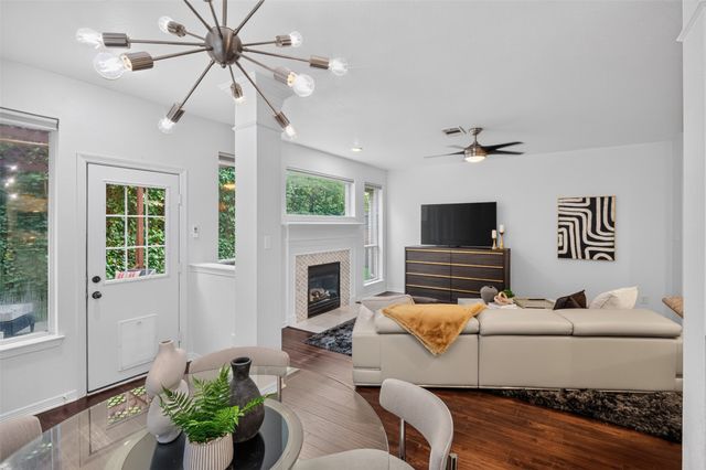 2242 Ash Grove Way, Dallas, TX 75228