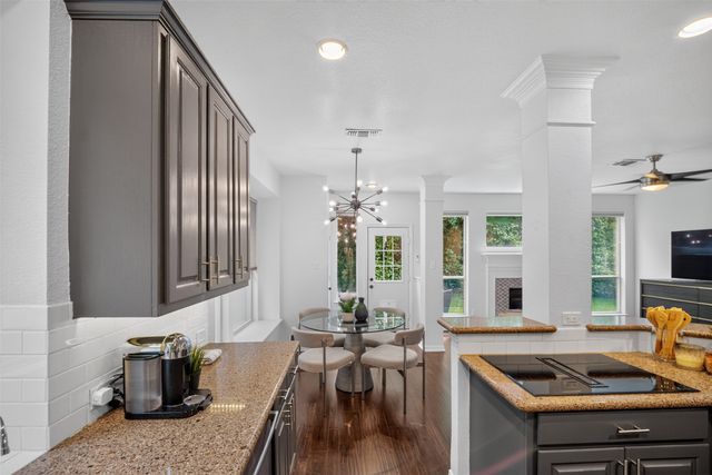 2242 Ash Grove Way, Dallas, TX 75228