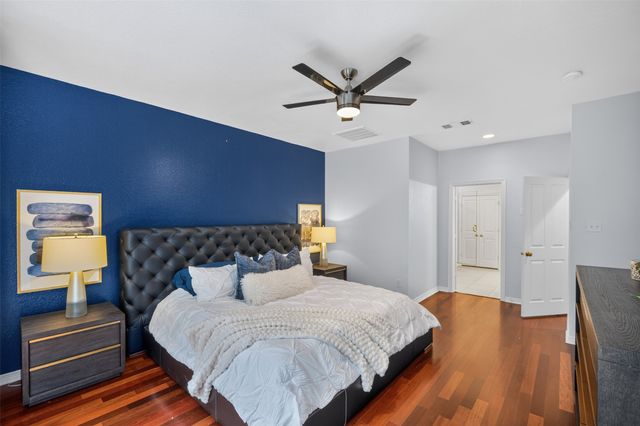2242 Ash Grove Way, Dallas, TX 75228