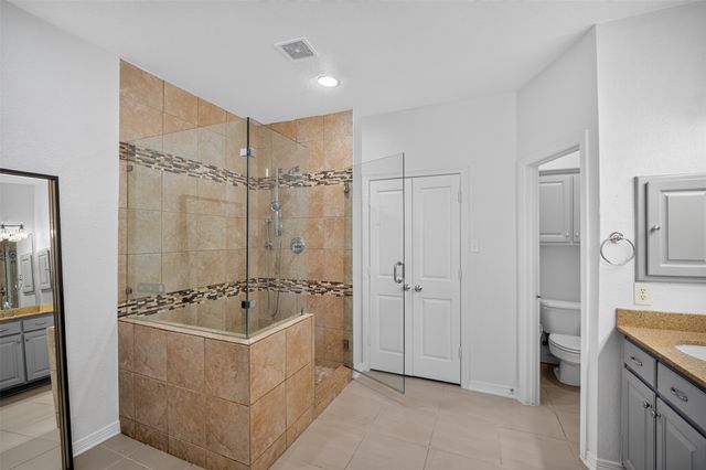 2242 Ash Grove Way, Dallas, TX 75228