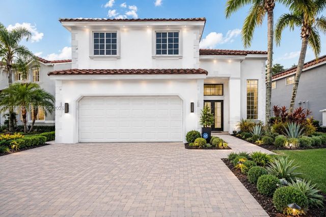 303 Bridgeton Road, Weston, FL 33326