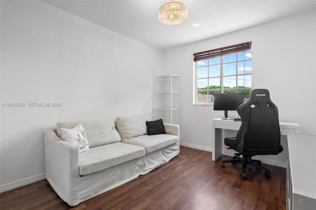 303 Bridgeton Road, Weston, FL 33326