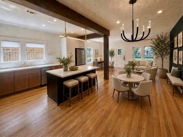 916 W Melwood Street, Houston, TX 77009
