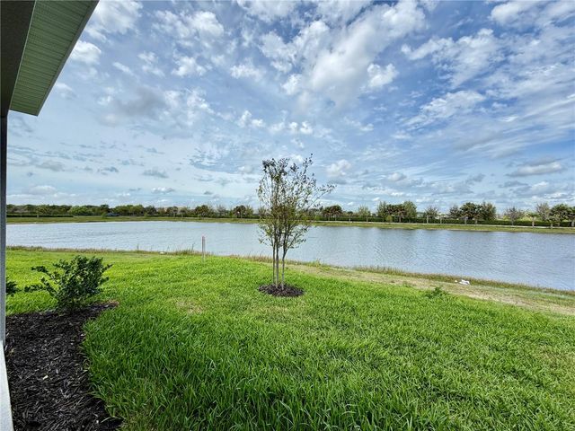 12378 AMBER CREEK CIRCLE, Lakewood Ranch, FL 34211