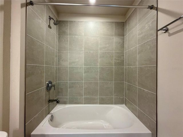 12378 AMBER CREEK CIRCLE, Lakewood Ranch, FL 34211