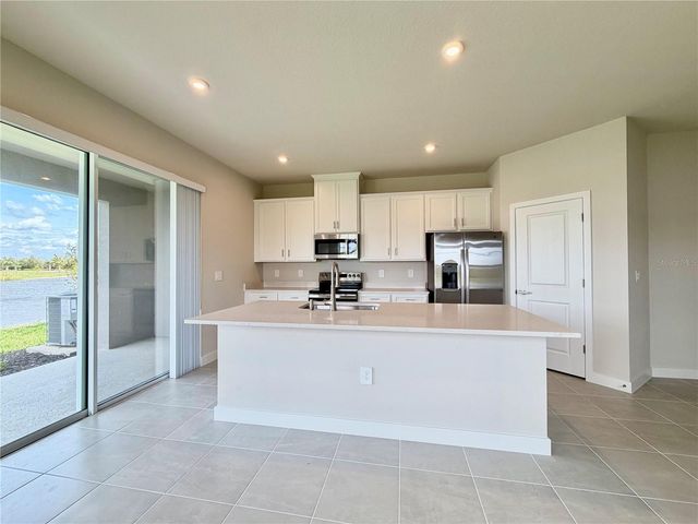 12378 AMBER CREEK CIRCLE, Lakewood Ranch, FL 34211